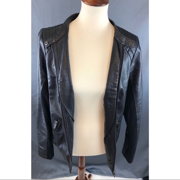 Cute Vegan leather jacket - Picture 8 of 8